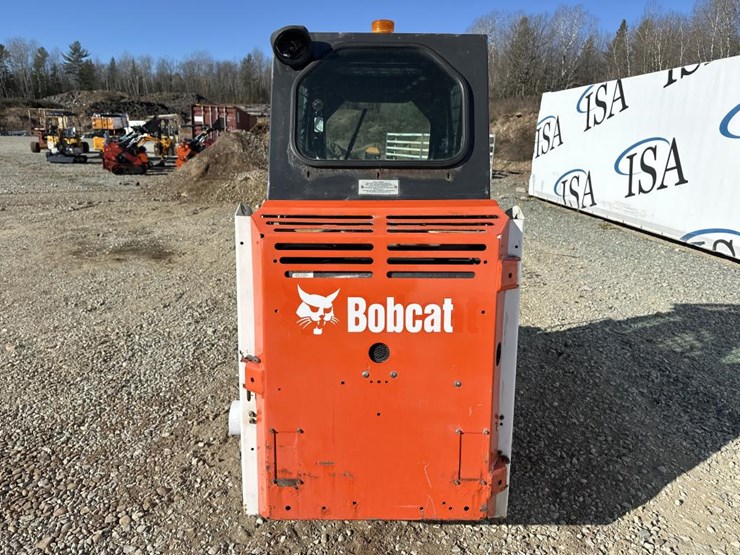 2015-bobcat-s70-image-4