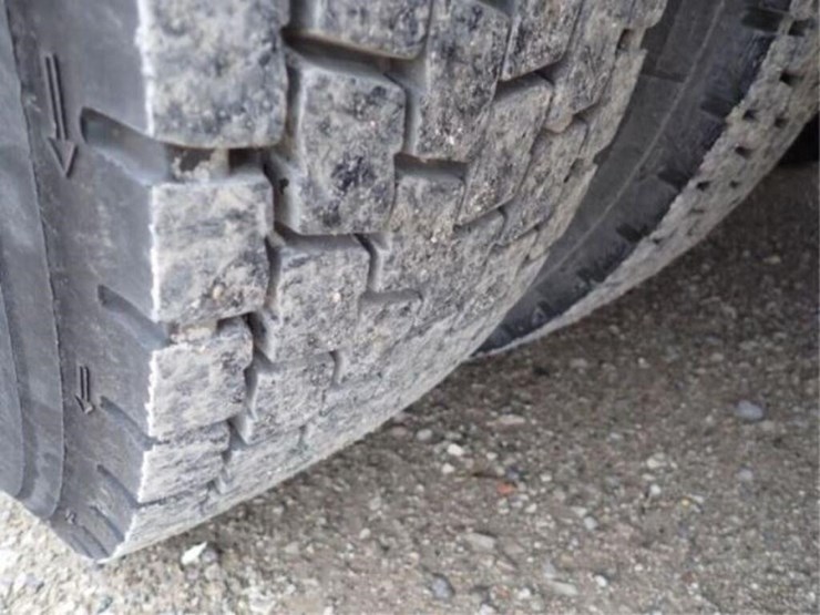 2015-freightliner-mt55-image-72