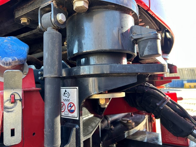 2013-case-ih-steiger-550-image-76