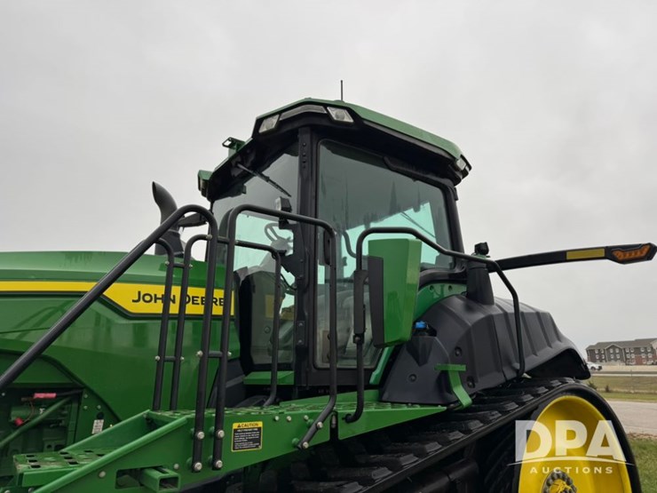 2022-john-deere-8rt-370-image-21