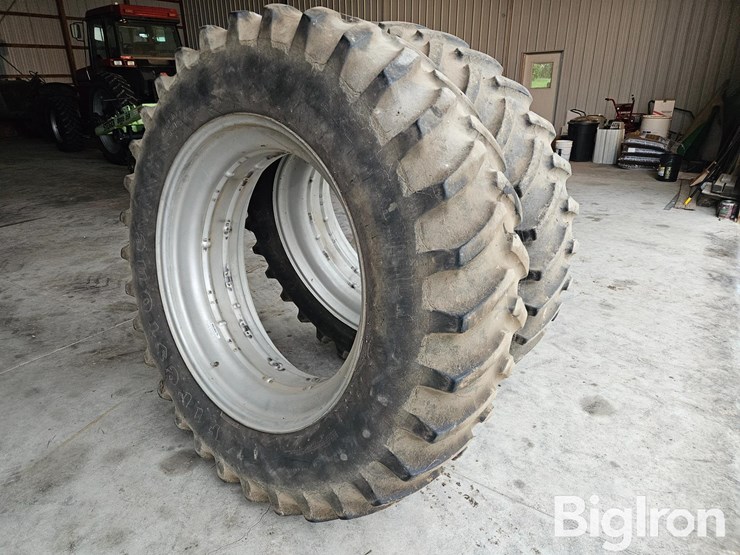 firestone-18.4r42-tires-on-case-ih-rims-image-4