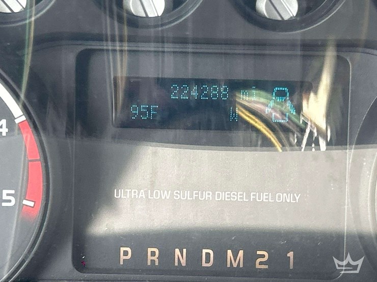 2013-ford-f550-image-8