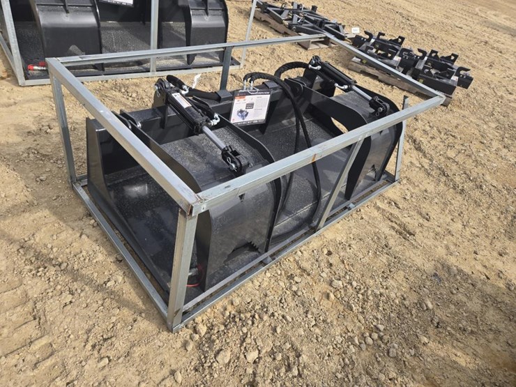 #6008-•-new-wolverine-skid-steer-72"-grapple-bucket-image-3