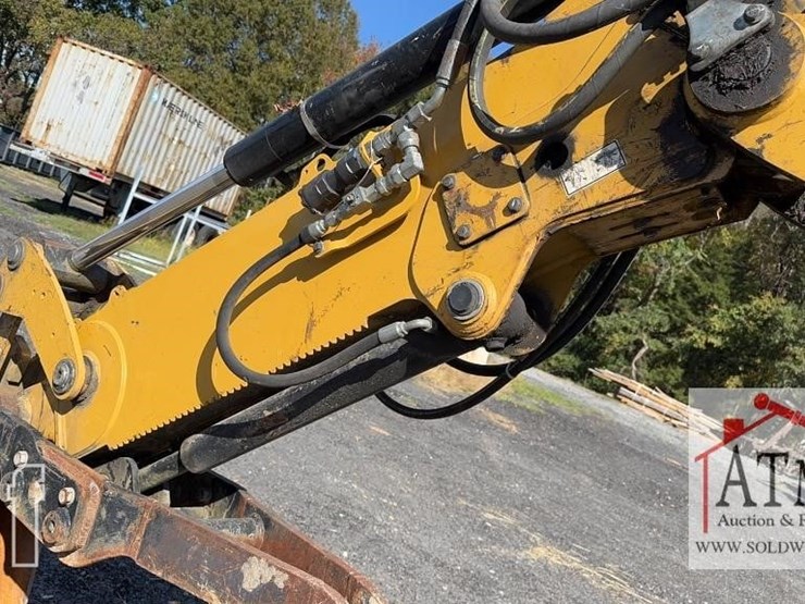 caterpillar-420f2-it-image-28