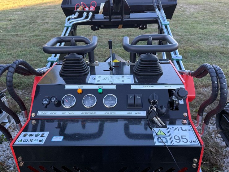 skid-steer-loader-image-3