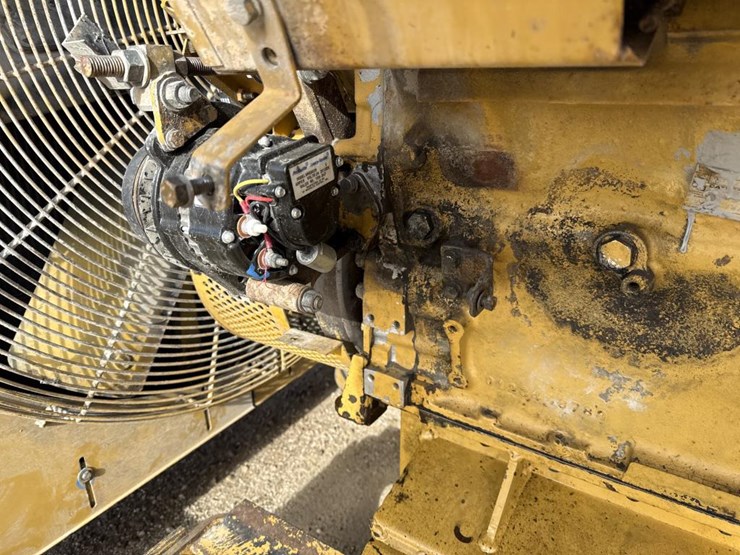 caterpillar-545-kw-image-19