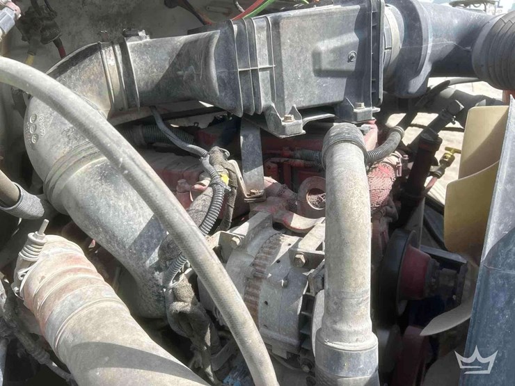 2013-ford-f750-image-32