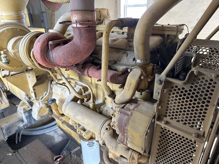 caterpillar-365-kw-image-18