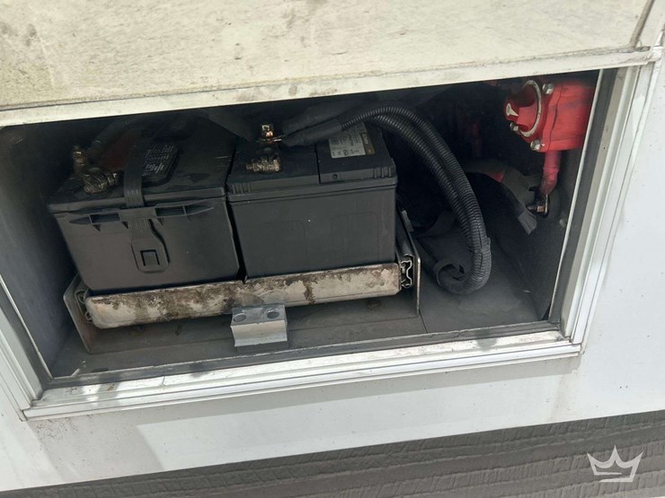 2015-chevrolet-express-4500-image-21