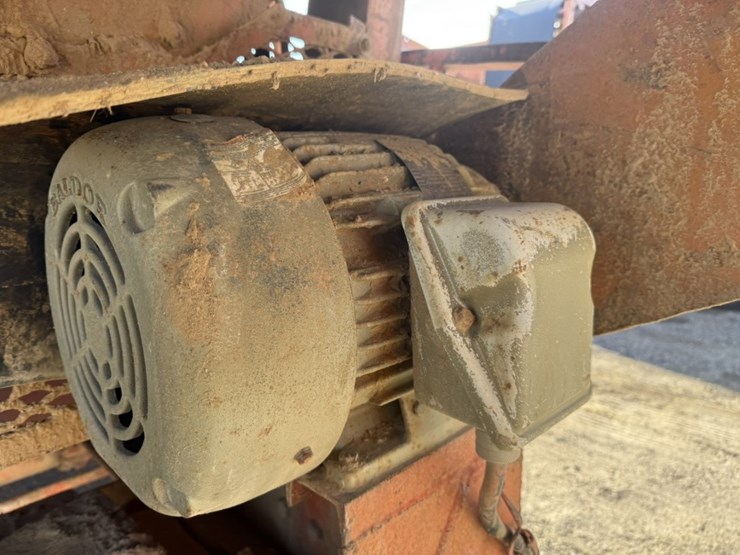 #1931-•-hewitt-robbins-intermediate-crusher-image-33