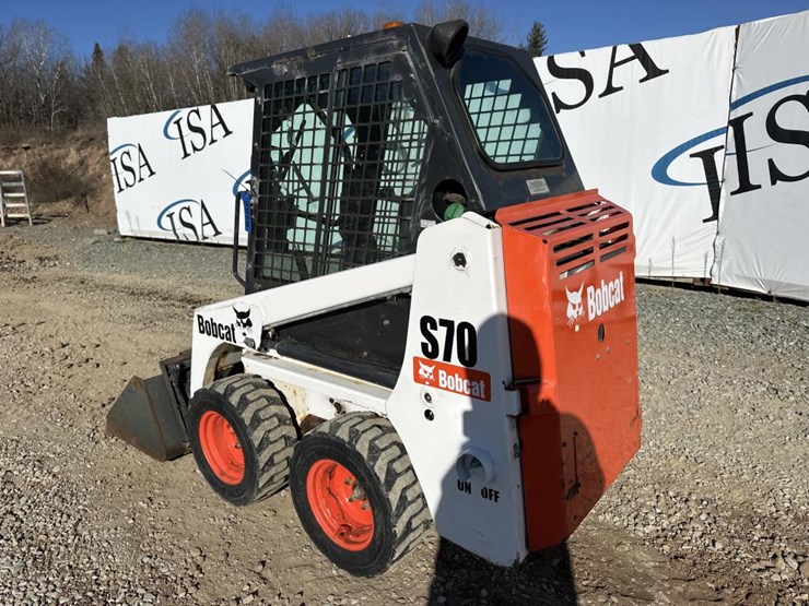 2015-bobcat-s70-image-3