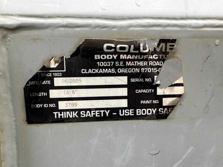 2009-international-7600-image-21