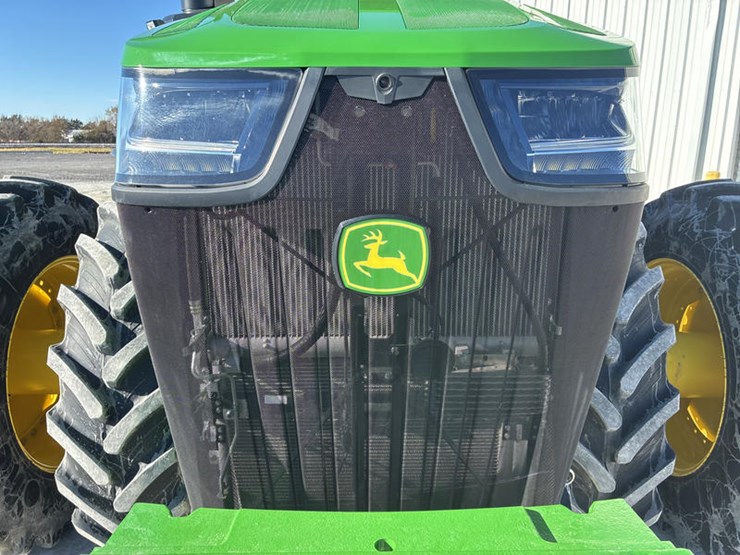 2024-john-deere-8r-410-image-15