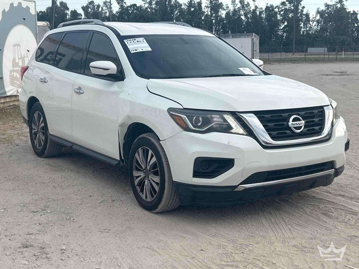 2018-nissan-pathfinder-image-2