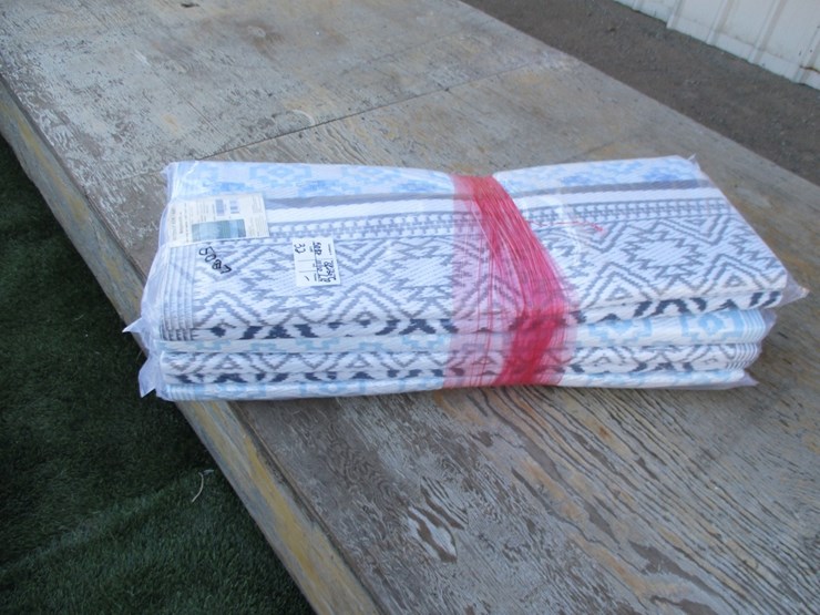 lot-of-new-unused-6'-x-9'-outdoor-rug/mats,-image-1