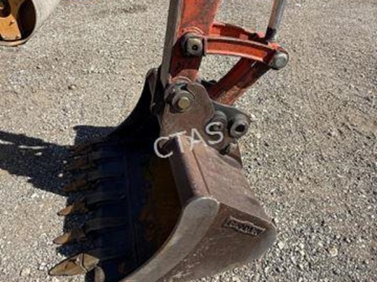 kubota-kx040-4-image-3