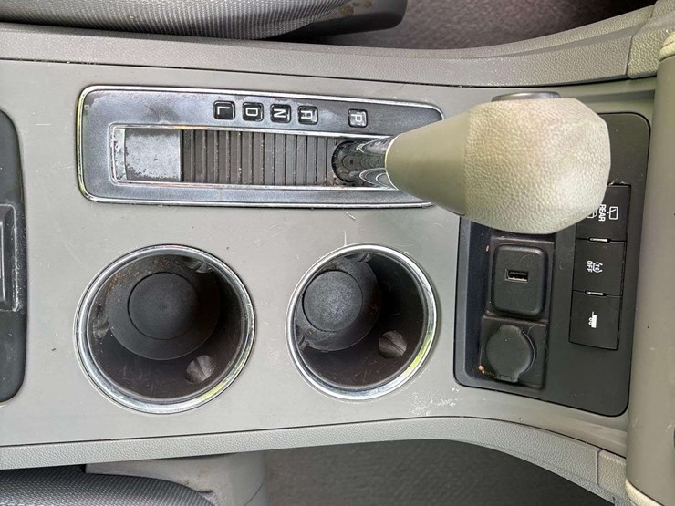 2015-chevrolet-traverse-image-15