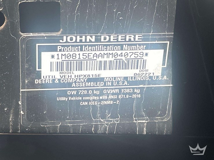 2021-john-deere-gator-image-13