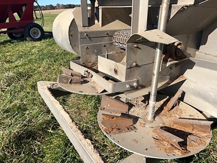 agricraft-fertilizer-buggy-dual-spinner-image-14