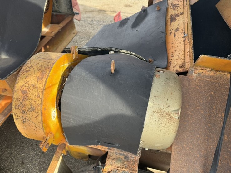 cedarapids-5x16-image-30