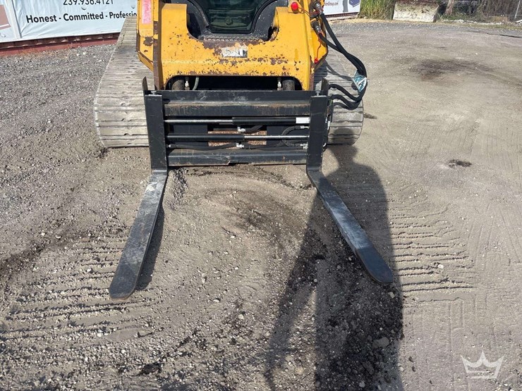 2018-caterpillar-287d-image-5