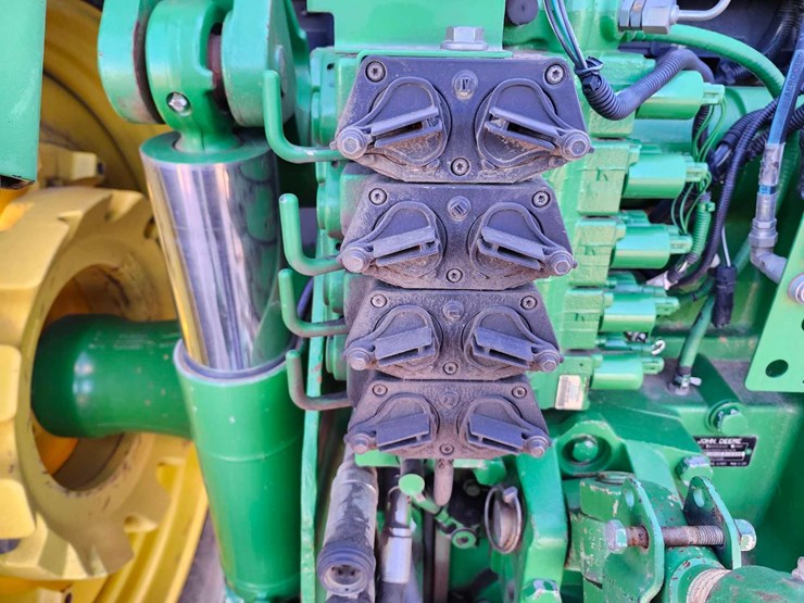 2007-john-deere-8430-image-44