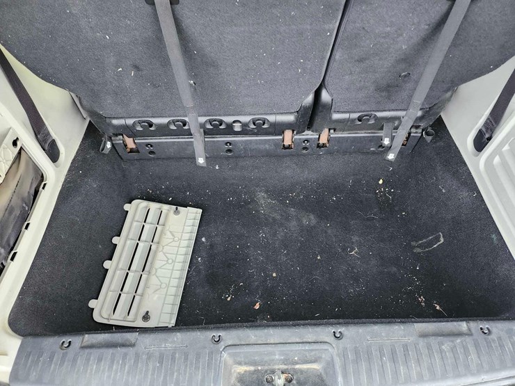 2015-dodge-grand-caravan-image-10