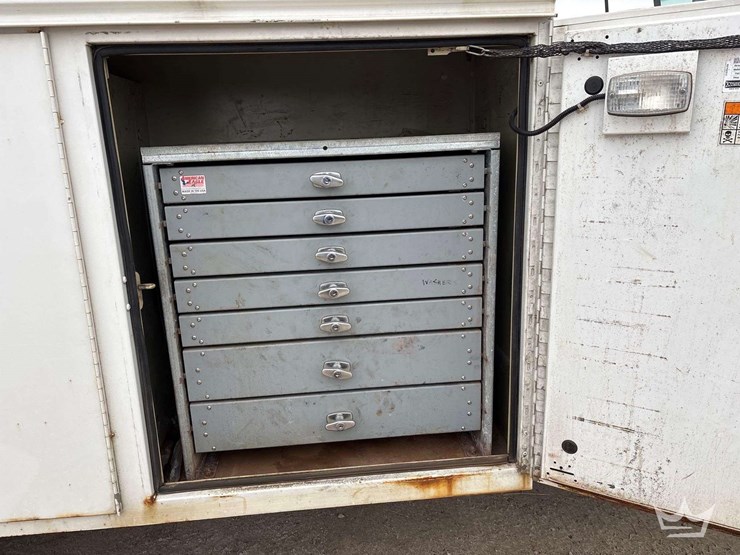 2012-ford-f550-image-34