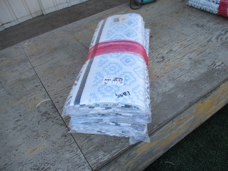lot-of-new-unused-6'-x-9'-outdoor-rug/mats,-image-2