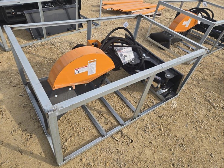 #5965-•-new-wolverine-stump-grinder-w/-controller-image-1