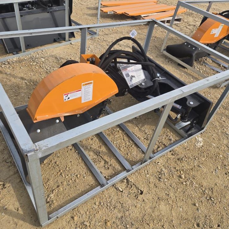 #5965 • NEW WOLVERINE STUMP GRINDER W/ CONTROLLER