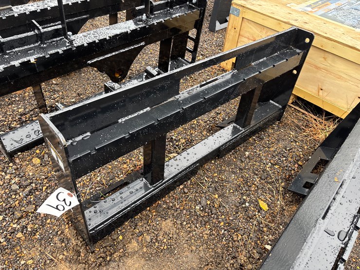 #39-•-skid-steer-pallet-fork-frame-image-1