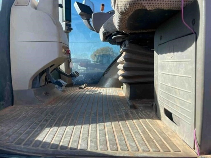 2014-john-deere-9510r-image-22