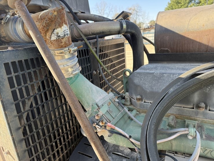 #1915-•-volvo-penta-twin-disc-pto-generator-image-10