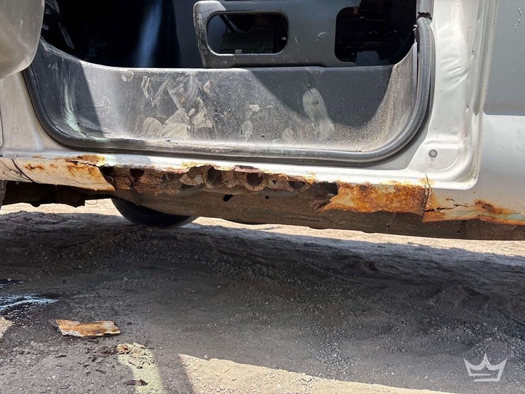 2006-chevrolet-express-3500-image-36