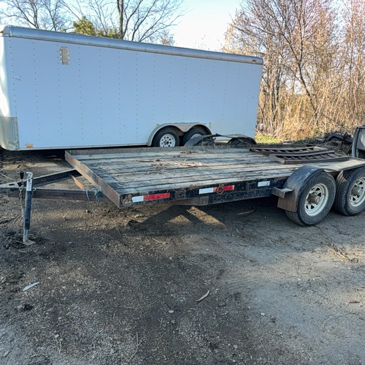 81”x 16' Tandem Axle Trailer w/ Pocket Slide Ramps (Bent), 2” Ball
