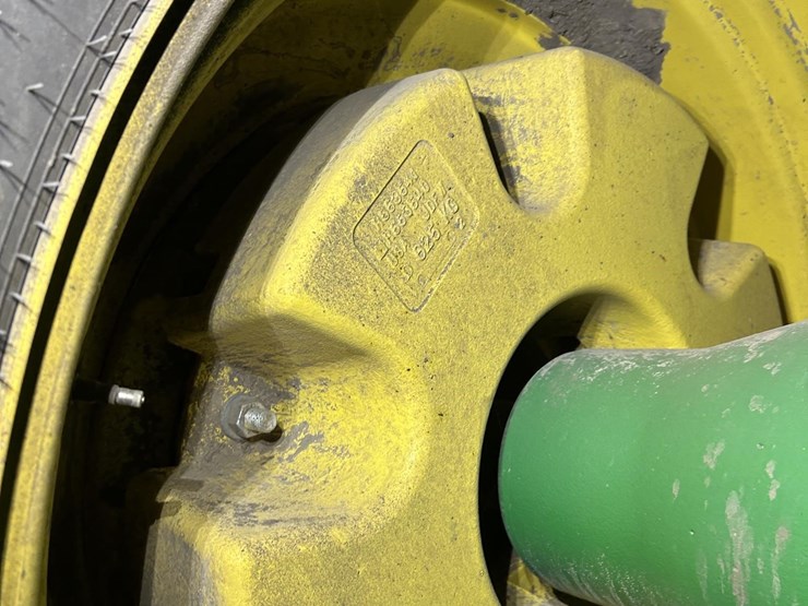 2022-john-deere-9r-590-image-22