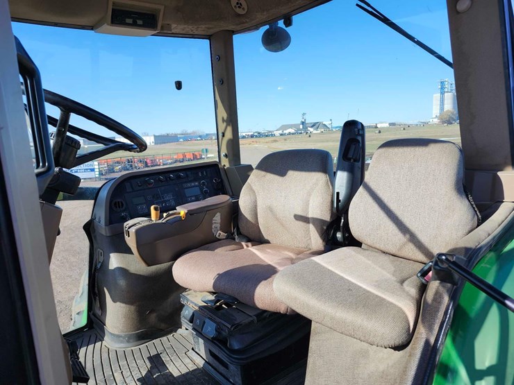 2007-john-deere-8430-image-47