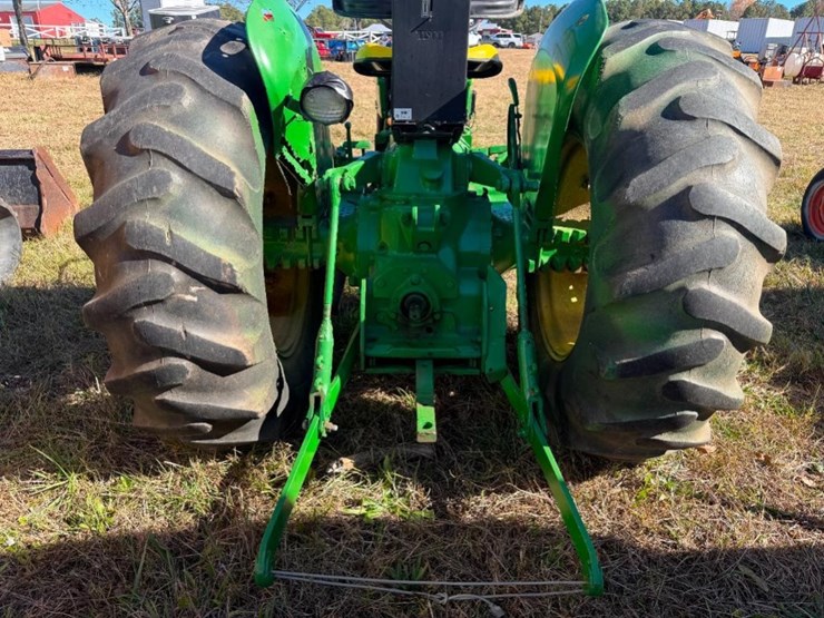john-deere-2240-image-4