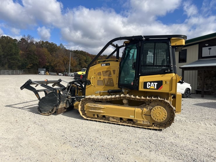 2021-caterpillar-d3k2-xl-image-2