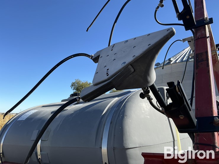 case-ih-2800-image-15