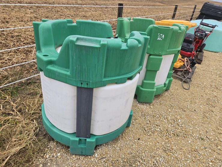 #5929-•-(2)-150-gallon-poly-totes-image-1