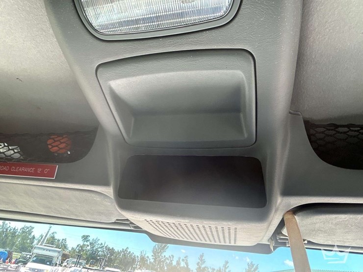 2006-international-durastar-4300-image-21