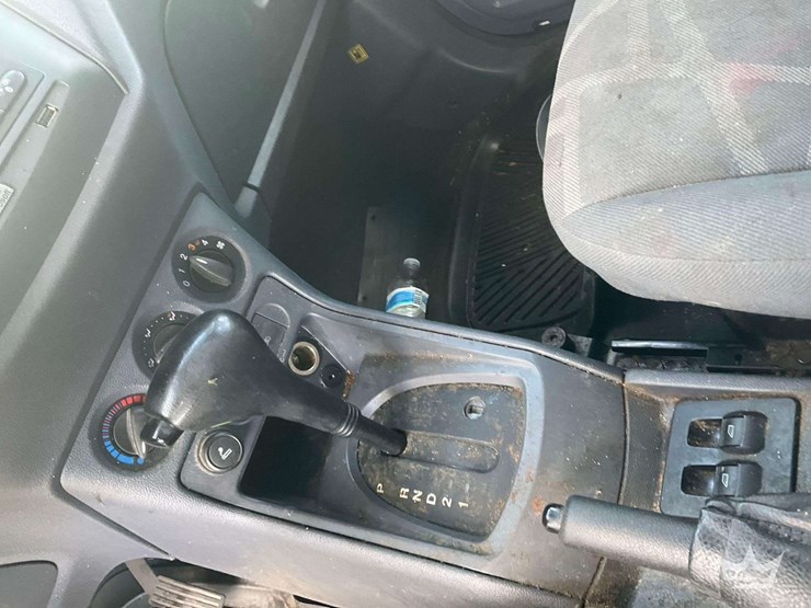 2012-ford-transit-connect-image-17