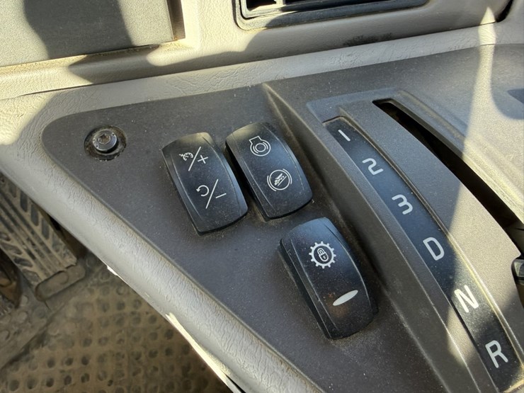 2020-volvo-a45g-image-94