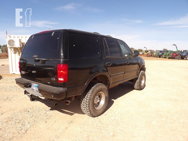 2002-ford-expedition-image-5