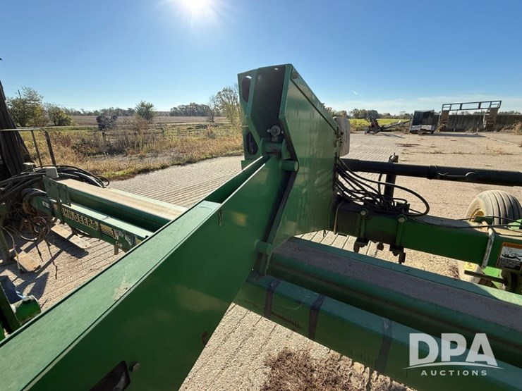 john-deere-1770-image-16