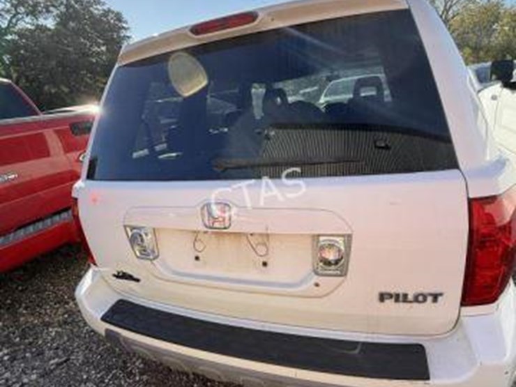 2005-honda-pilot-image-9