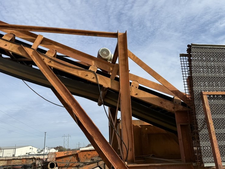 cedarapids-5x16-image-10