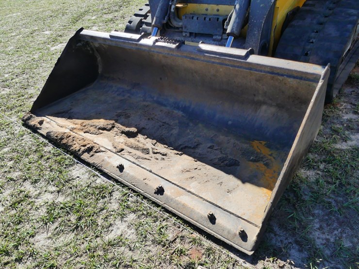 2021-deere-325g-image-11